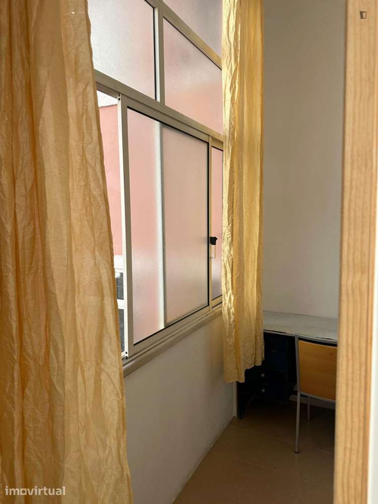 Quarto - localizado em Alameda Lisbon - Grande imagem: 5/15