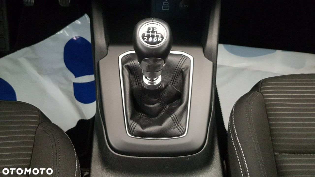 Ford Focus - 30