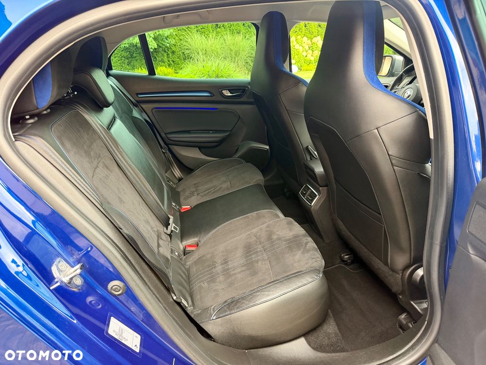 Renault Megane ENERGY TCe 205 EDC GT - 13