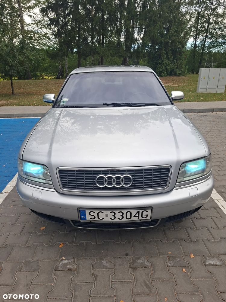 Audi S8 - 13
