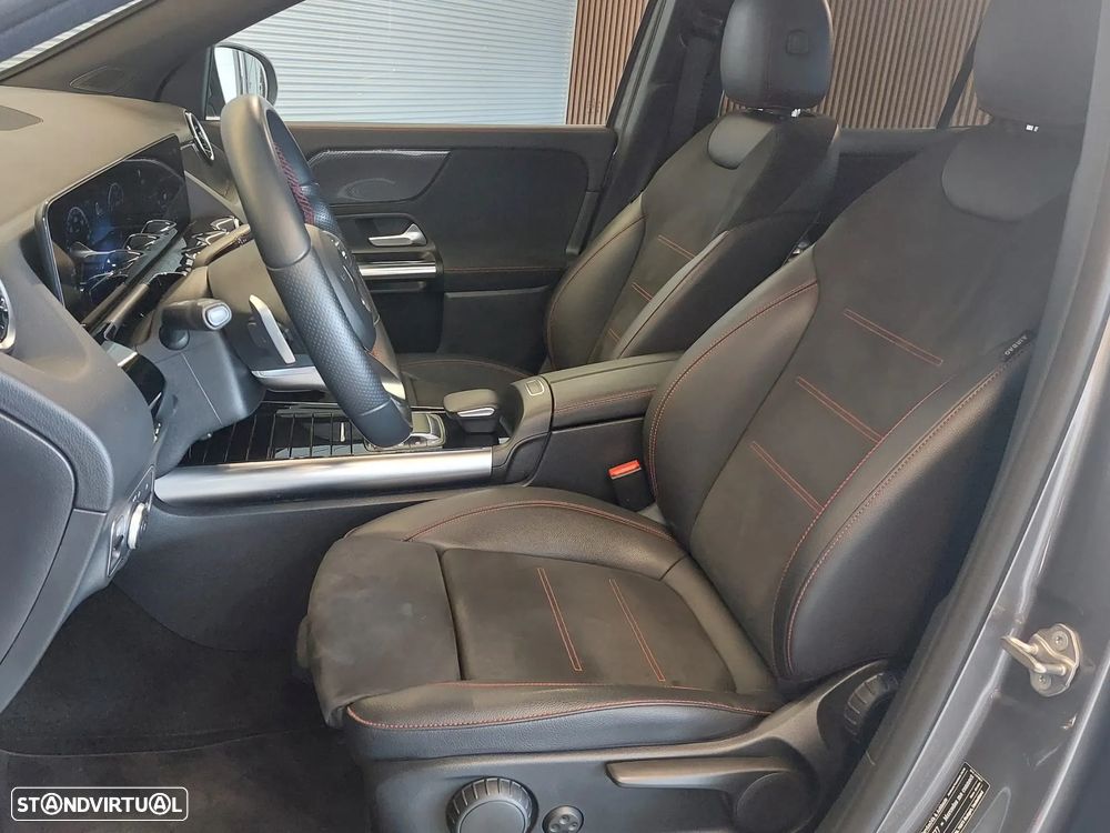 Mercedes-Benz GLA 180 d AMG Line - 15