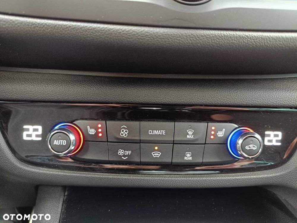 Opel Insignia 2.0 CDTI 4x4 GSi S&S - 22