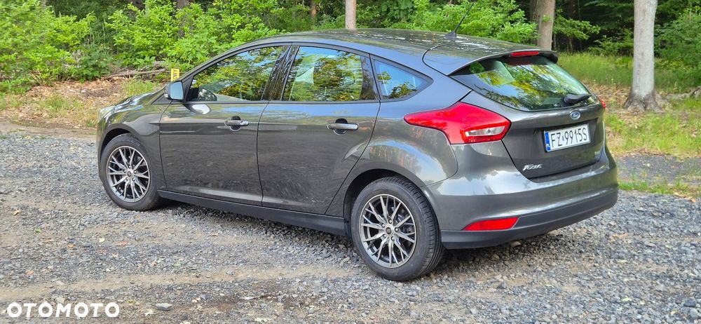 Ford Focus 1.0 EcoBoost Trend - 4