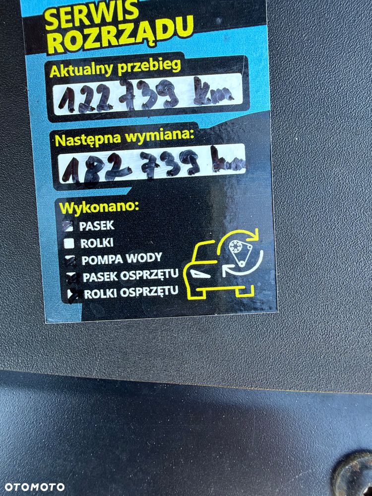 Volkswagen Golf - 38