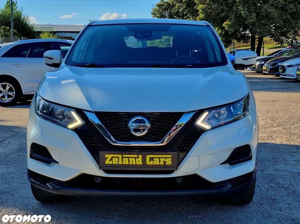 Nissan Qashqai 1.3 DIG-T VISIA - 2