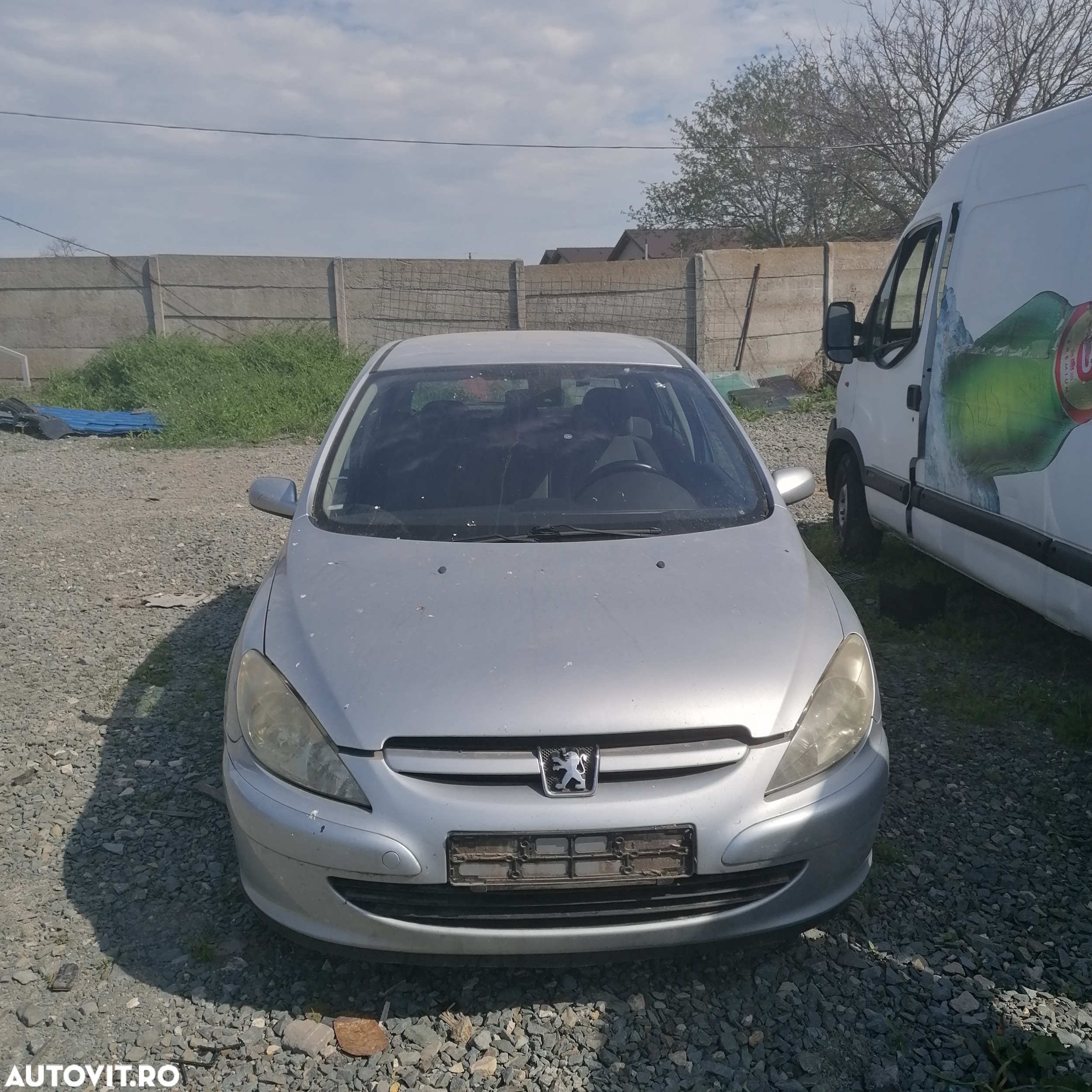 Dezmembrari  Peugeot 307  2000  > 0000 1.6 16V Benzina - 7