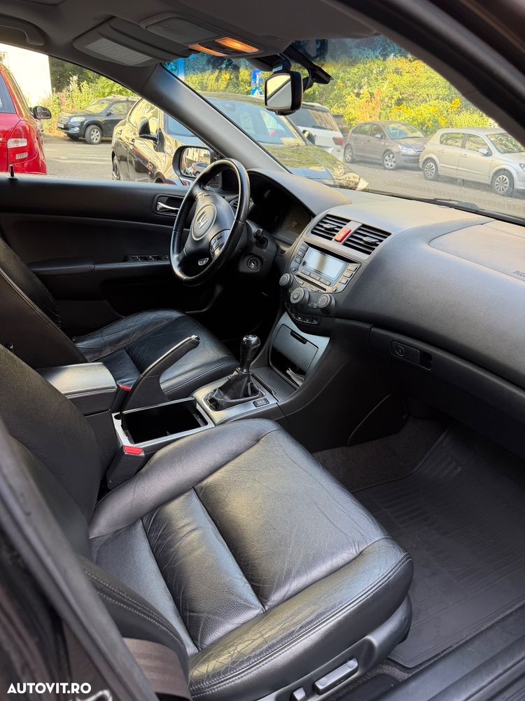 Honda Accord - 10