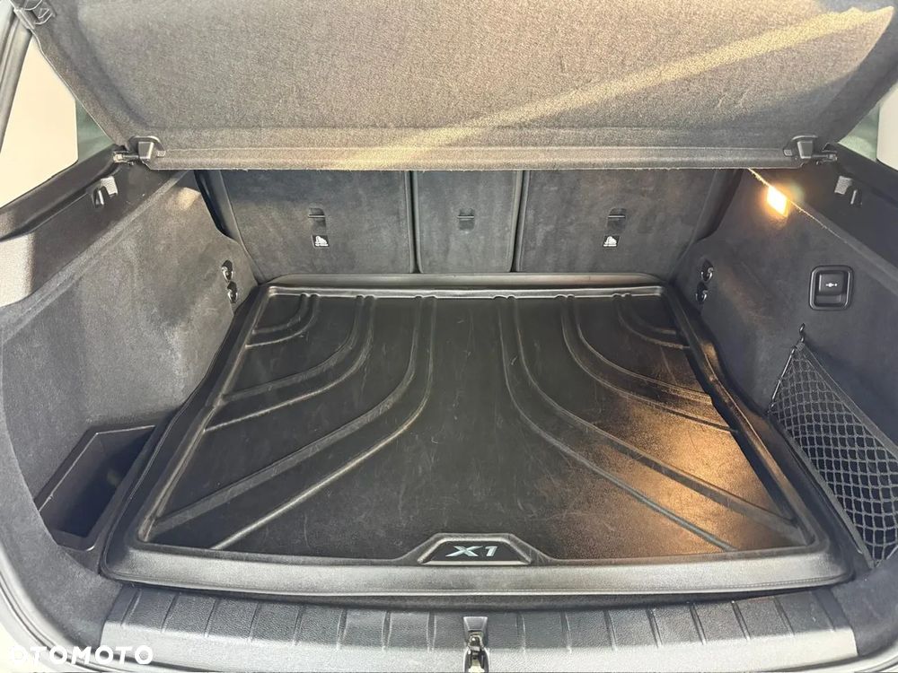 BMW X1 xDrive18d xLine sport - 31