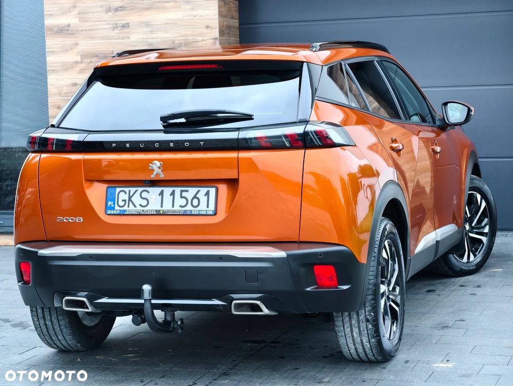 Peugeot 2008 1.2 PureTech Allure S&S EAT8 - 24