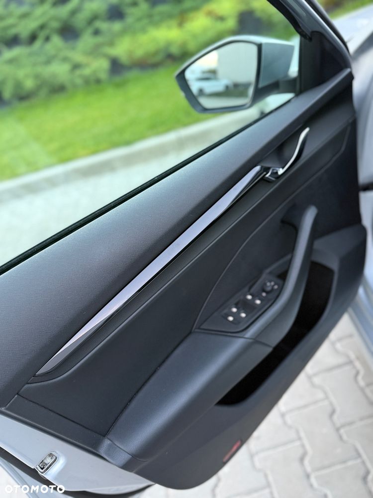 Skoda Octavia 2.0 TDI Ambition - 17
