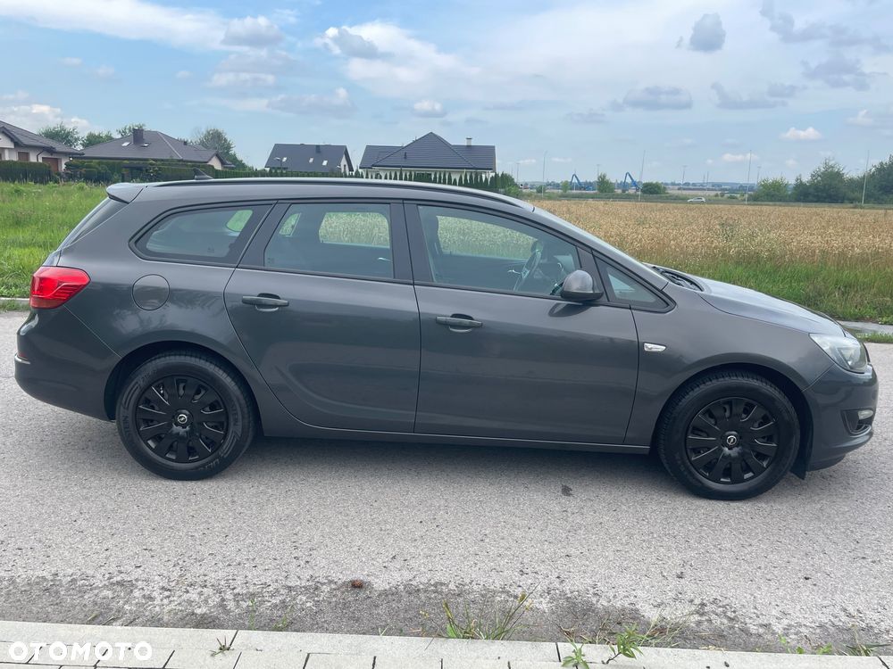 Opel Astra 1.6 D (CDTI) Start/Stop Innovation - 28