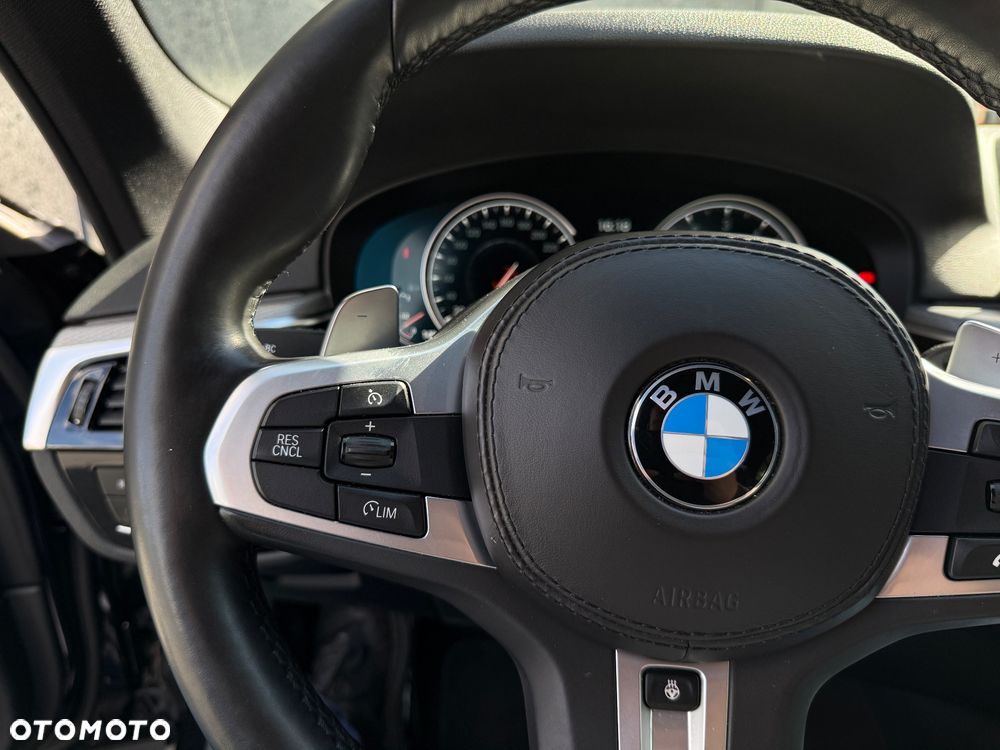 BMW Seria 5 530i xDrive M Sport sport - 34