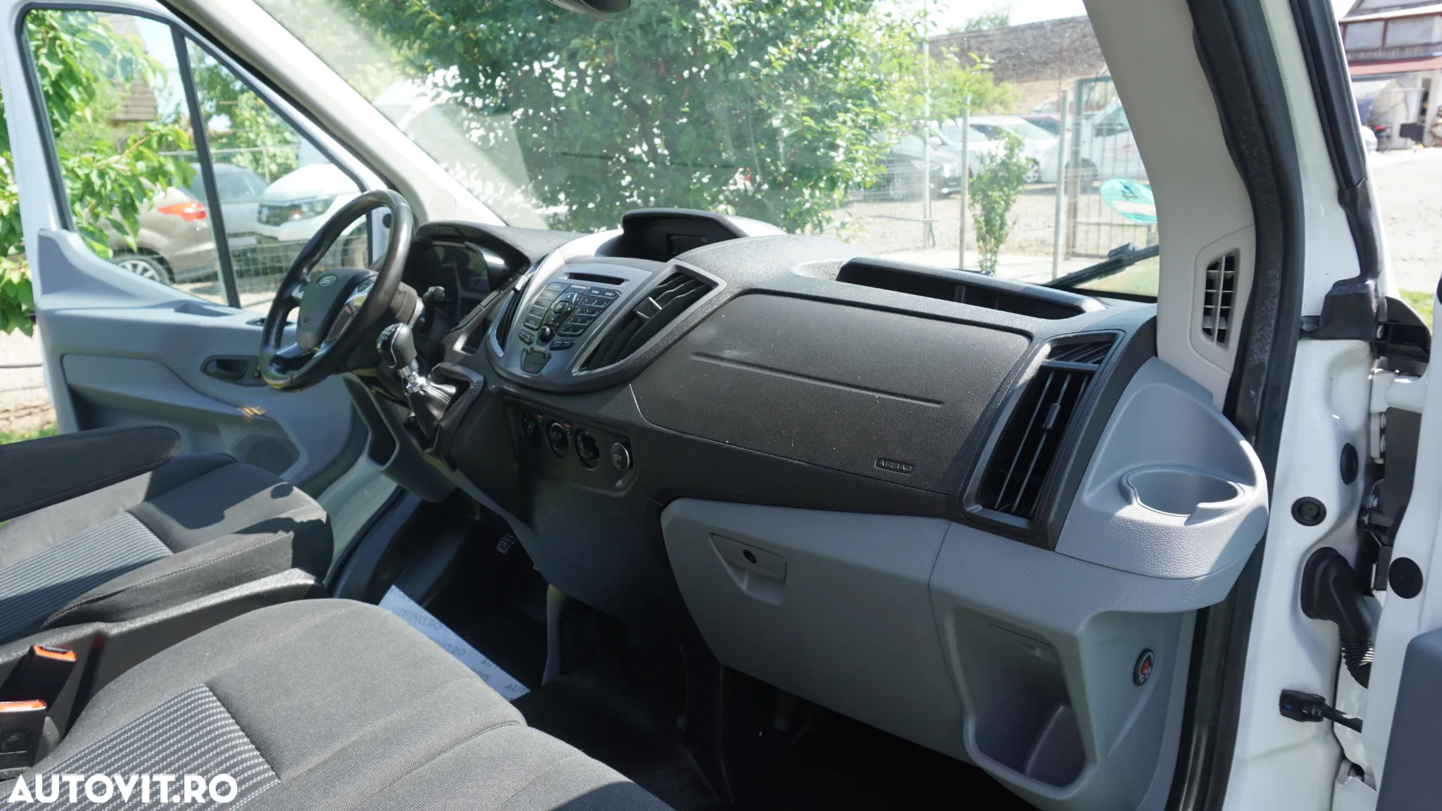 Ford Transit - 11