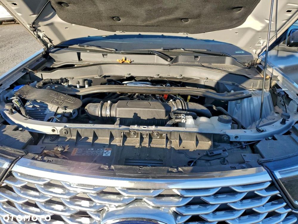 Ford Explorer - 5