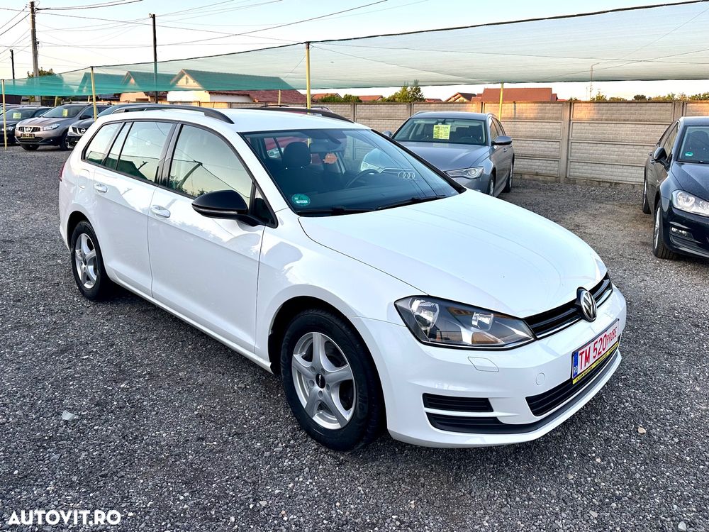 Volkswagen Golf - 2