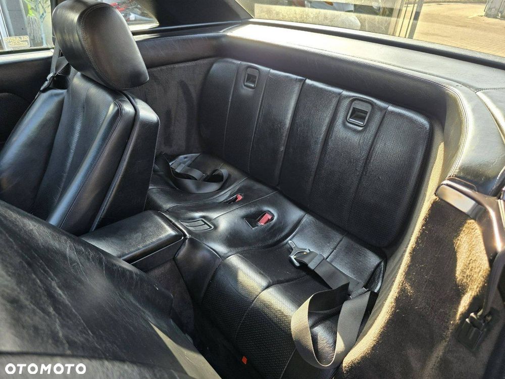 Mercedes-Benz SL - 23