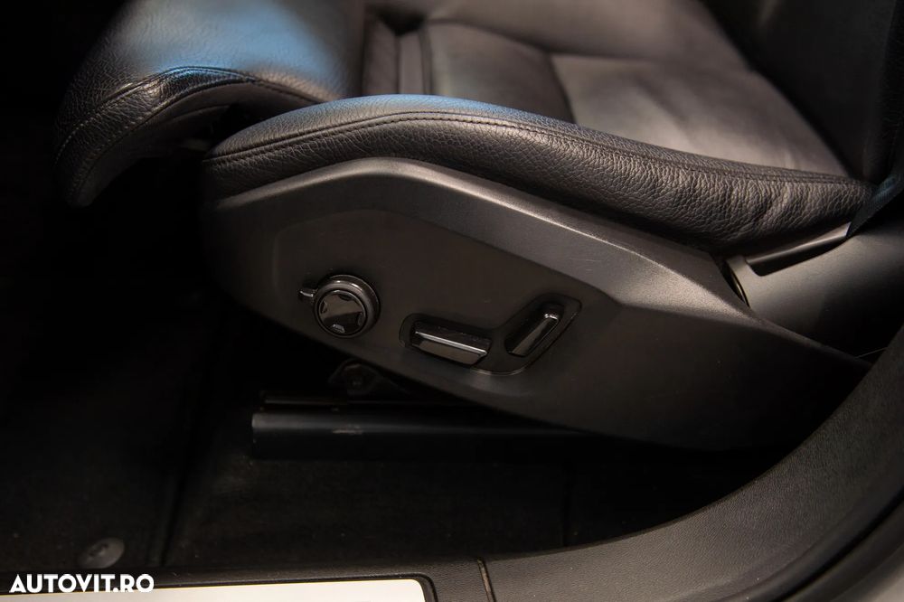 Volvo XC 60 Recharge T6 Twin Engine eAWD Inscription Expression - 15