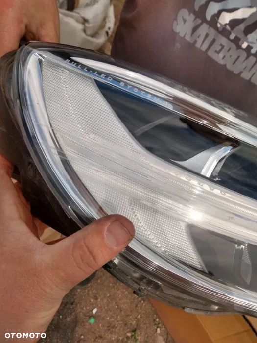 Lampa przednia Prawa Volvo V40 V-40 Full led MID 31420448 lampa prawy przód Volvo V-40 Mid Led 2016 - 5