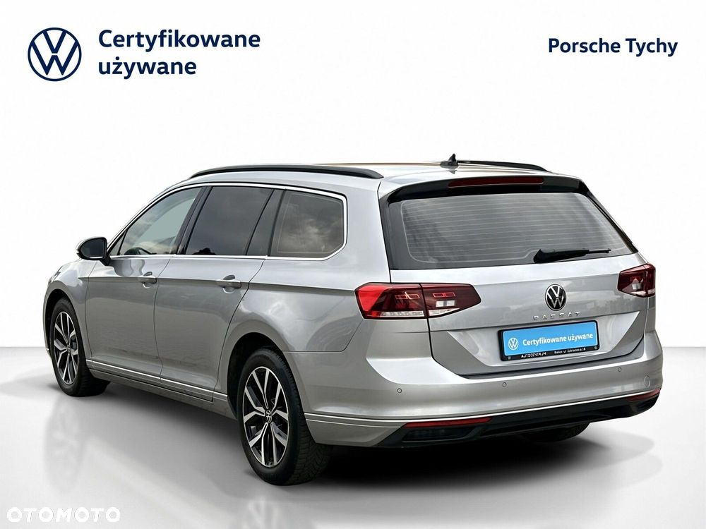 Volkswagen Passat - 35