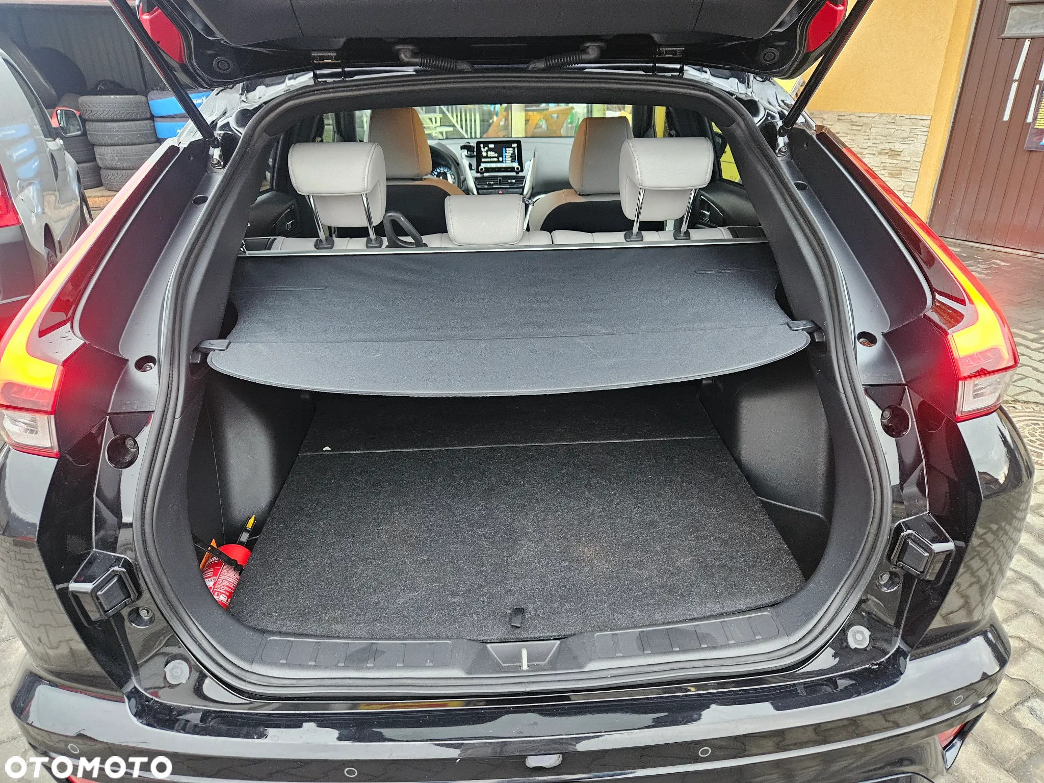 Mitsubishi Eclipse Cross 1.5 T GPF Intense Pro CVT 4WD - 25