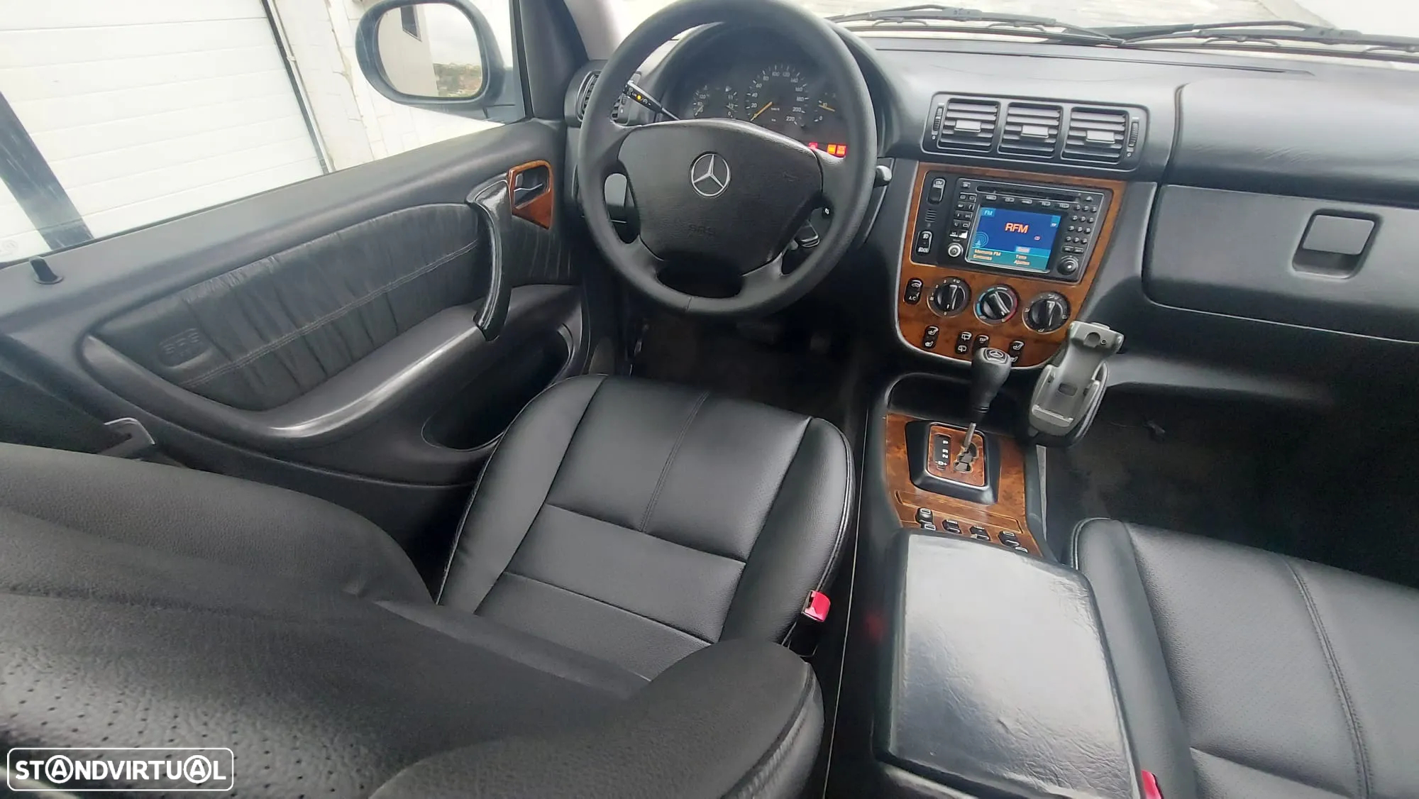 Mercedes-Benz ML 270 - 13