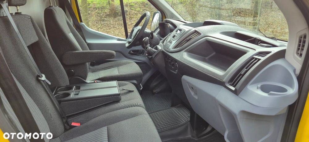 Ford Transit - 8