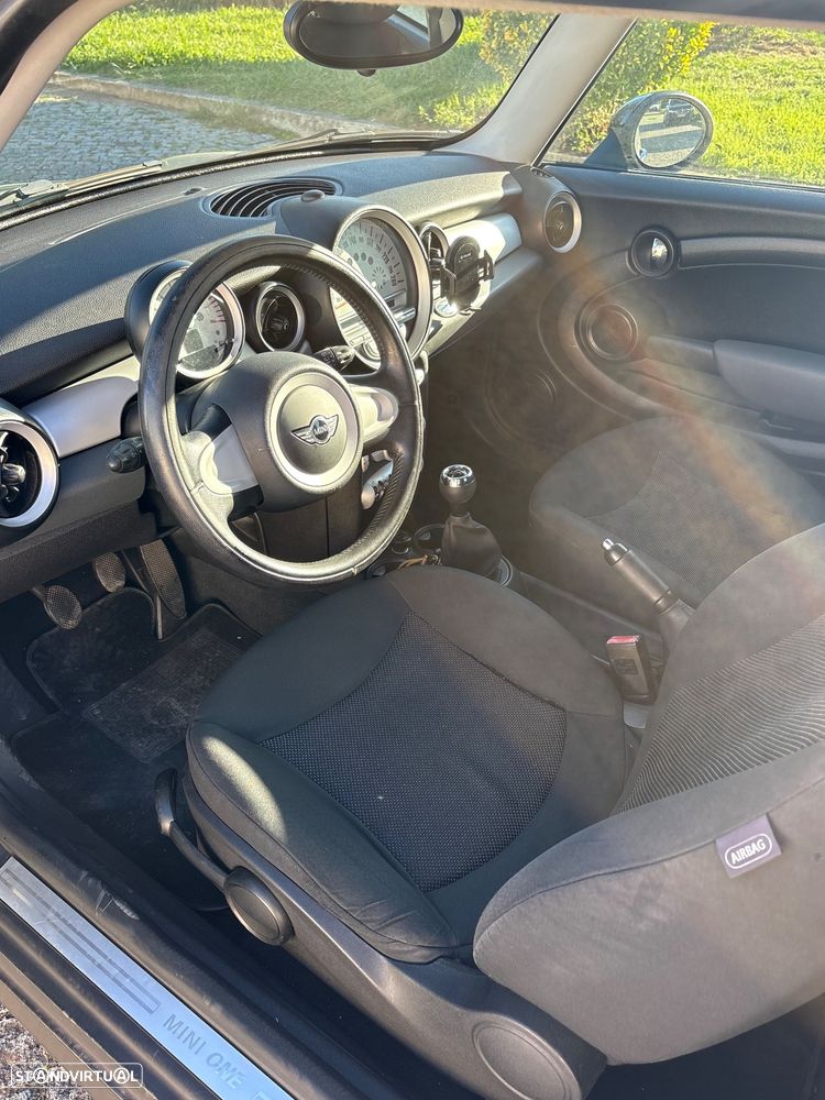 MINI 3 Portas One 1.4 - 5