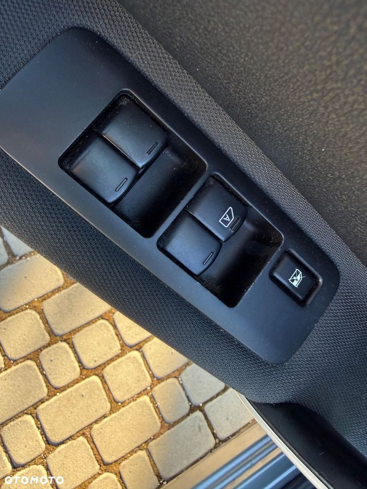 Nissan Qashqai 2.0 4x4 Acenta - 13