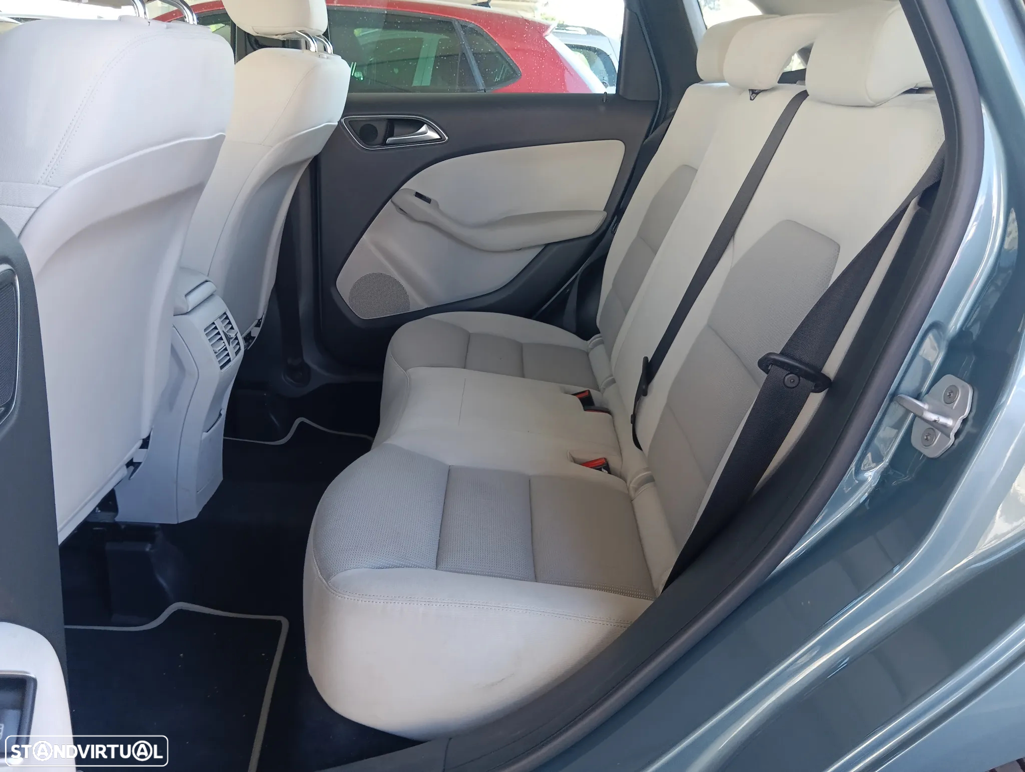 Mercedes-Benz B 200 CDi BlueEfficiency - 18
