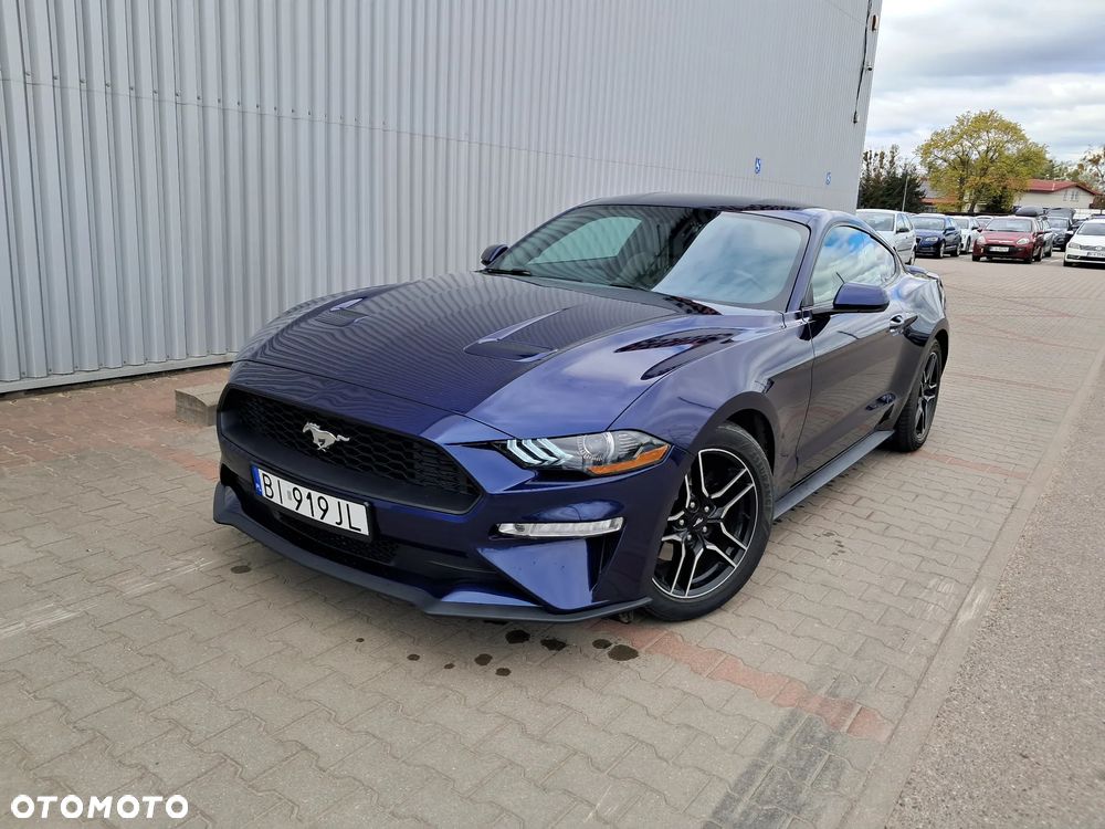 Ford Mustang - 35