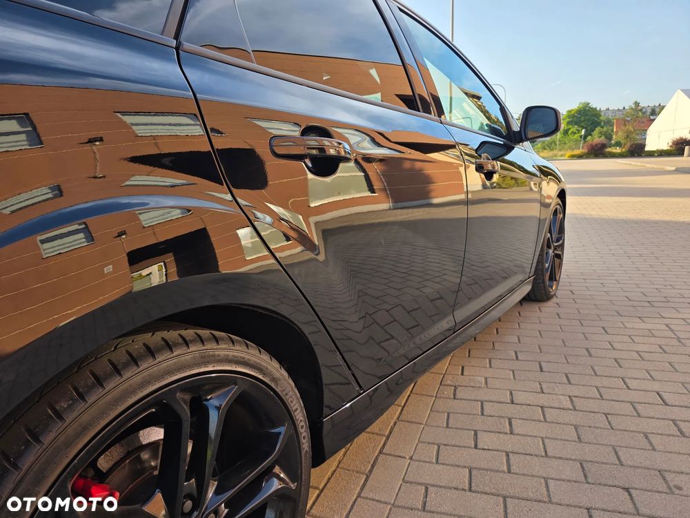 Ford Focus 2.0 TDCi ST mit Leder-Sport-Paket - 13