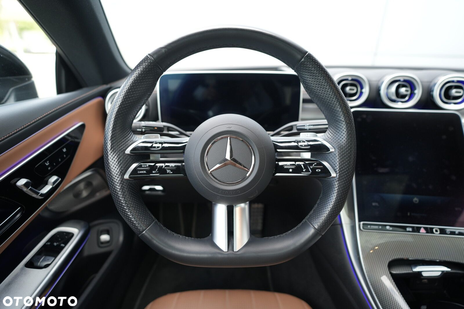 Mercedes-Benz CLE - 16