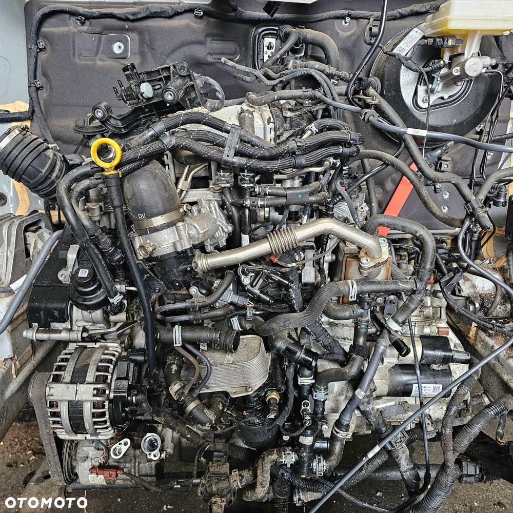 Auto na części  Volkswagen Crafter 2 II 2.0 TDI 140 KM DNA SKRZYNIA 6 VLE MANUALNA KOLOR LB9A 2024R Silnik 44 TYŚKM Skrzynia Drzwi Lusterko Szyba Sterownik Deska Kokpit Licznik doka fotel drzwi paka skrzynka felga skrzynia silnik maglownica - 25