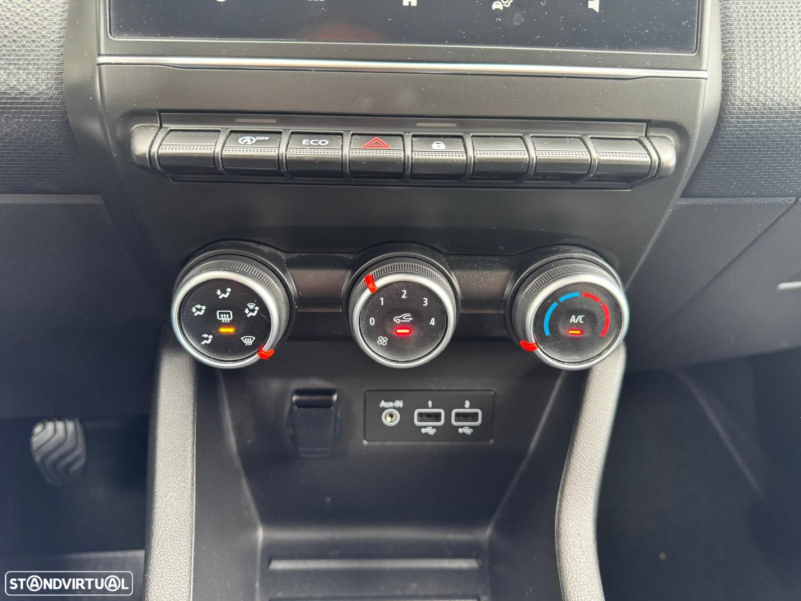 Renault Clio 1.0 TCe Exclusive - 15