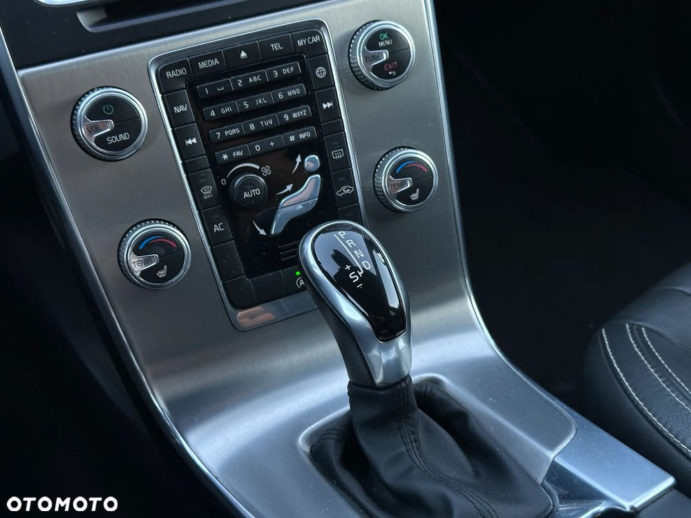 Volvo V60 - 15