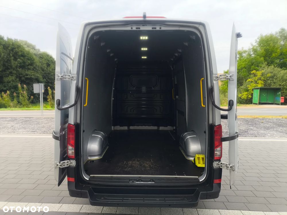 Volkswagen Crafter - 14