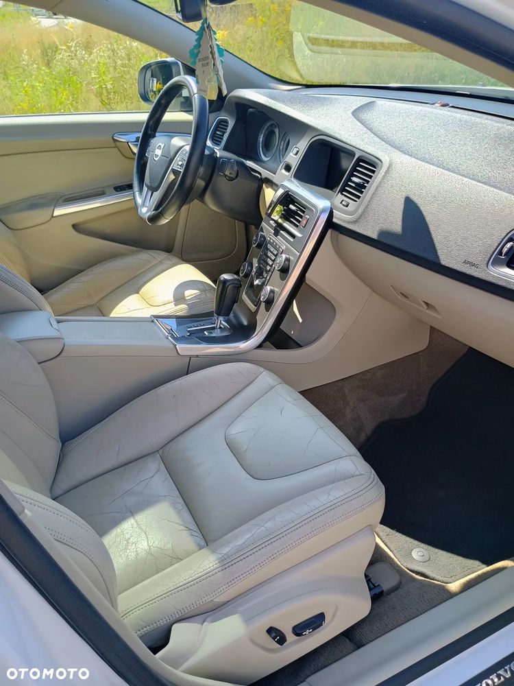 Volvo S60 T6 AWD Geartronic Summum - 22