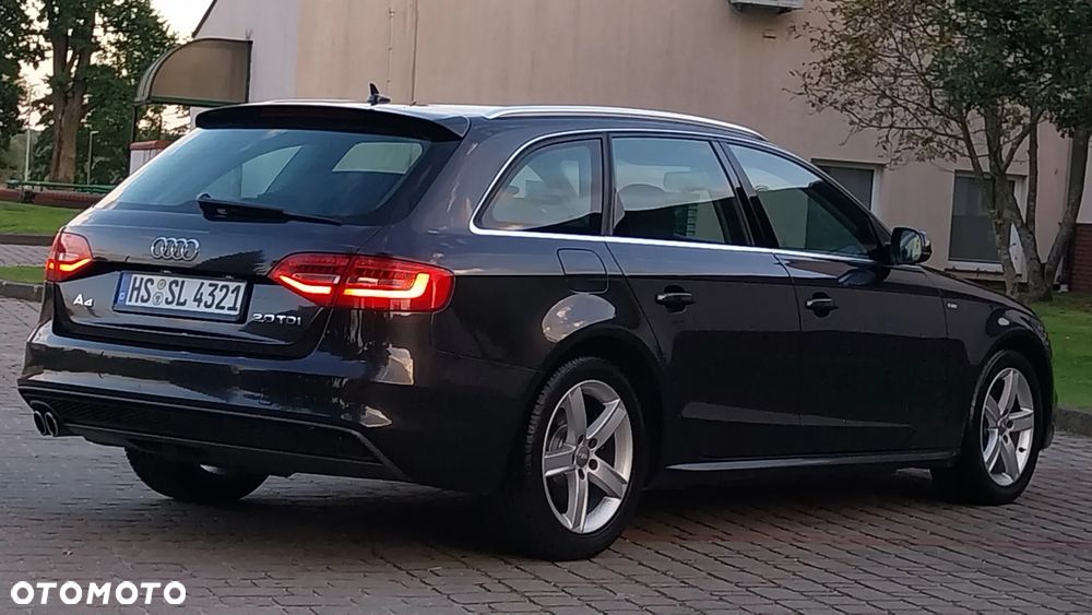 Audi A4 - 4