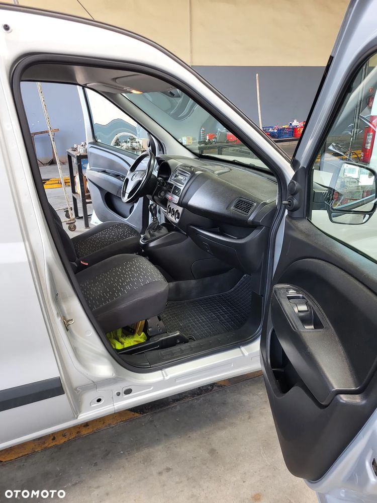 Opel Combo - 6