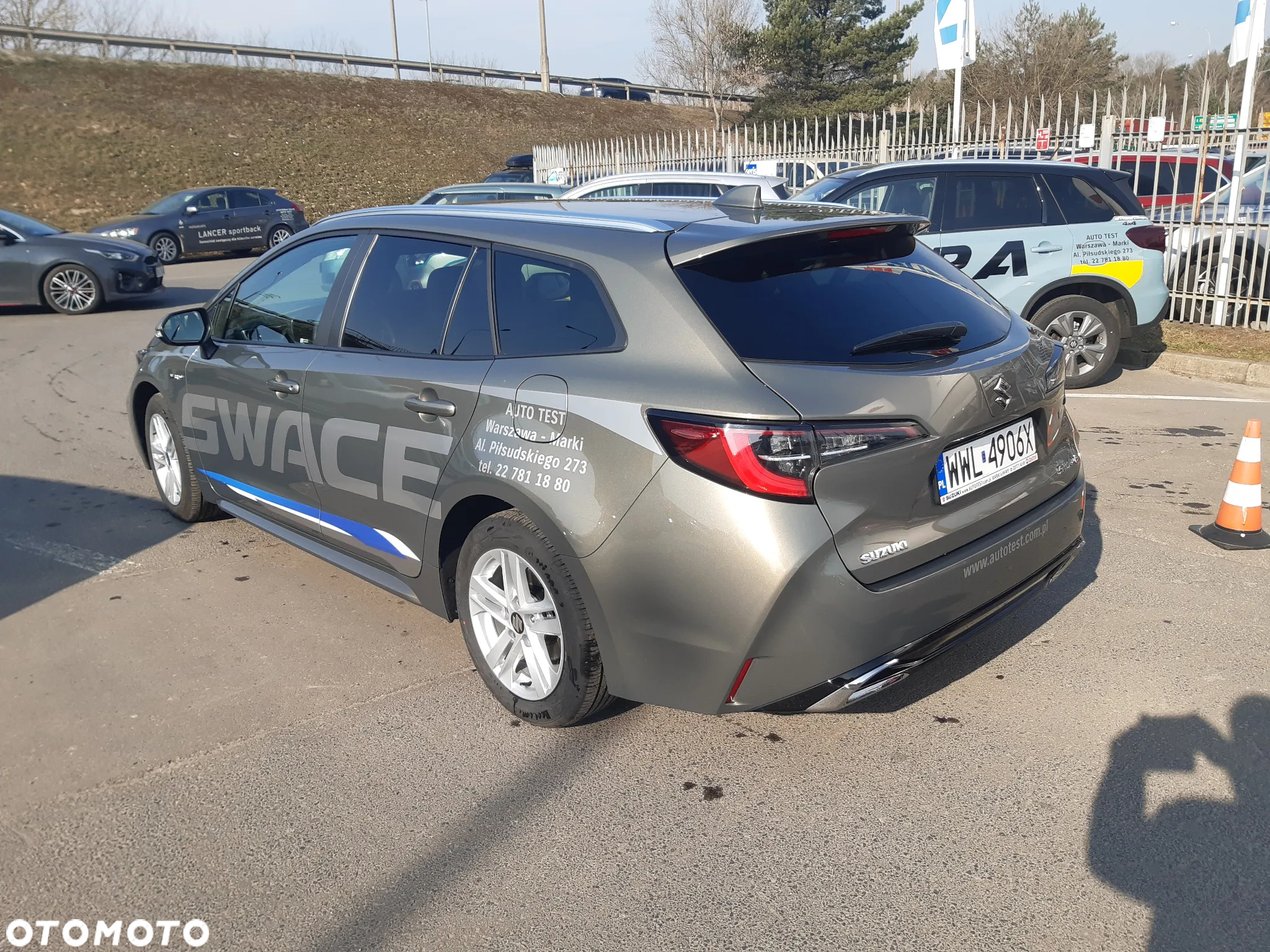 Suzuki Swace 1.8 Hybrid Premium Plus CVT - 4