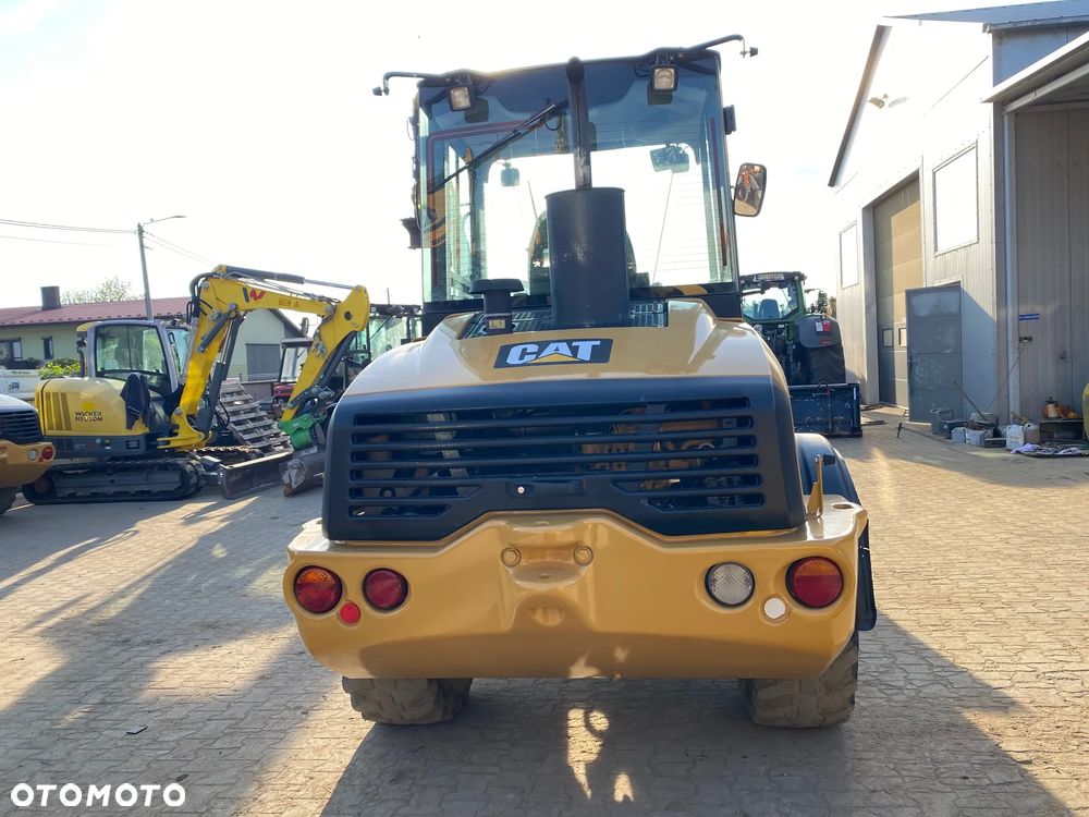 Caterpillar CAT 908H2, 6200 MTH, ŁYŻKA OTWIERANA + WIDŁY, z NIEMIEC, - 5