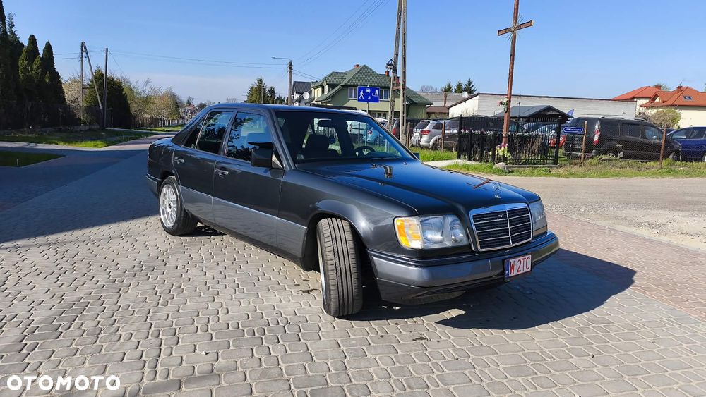 Mercedes-Benz W124 (1984-1993) ver-320-avantgarde - 2