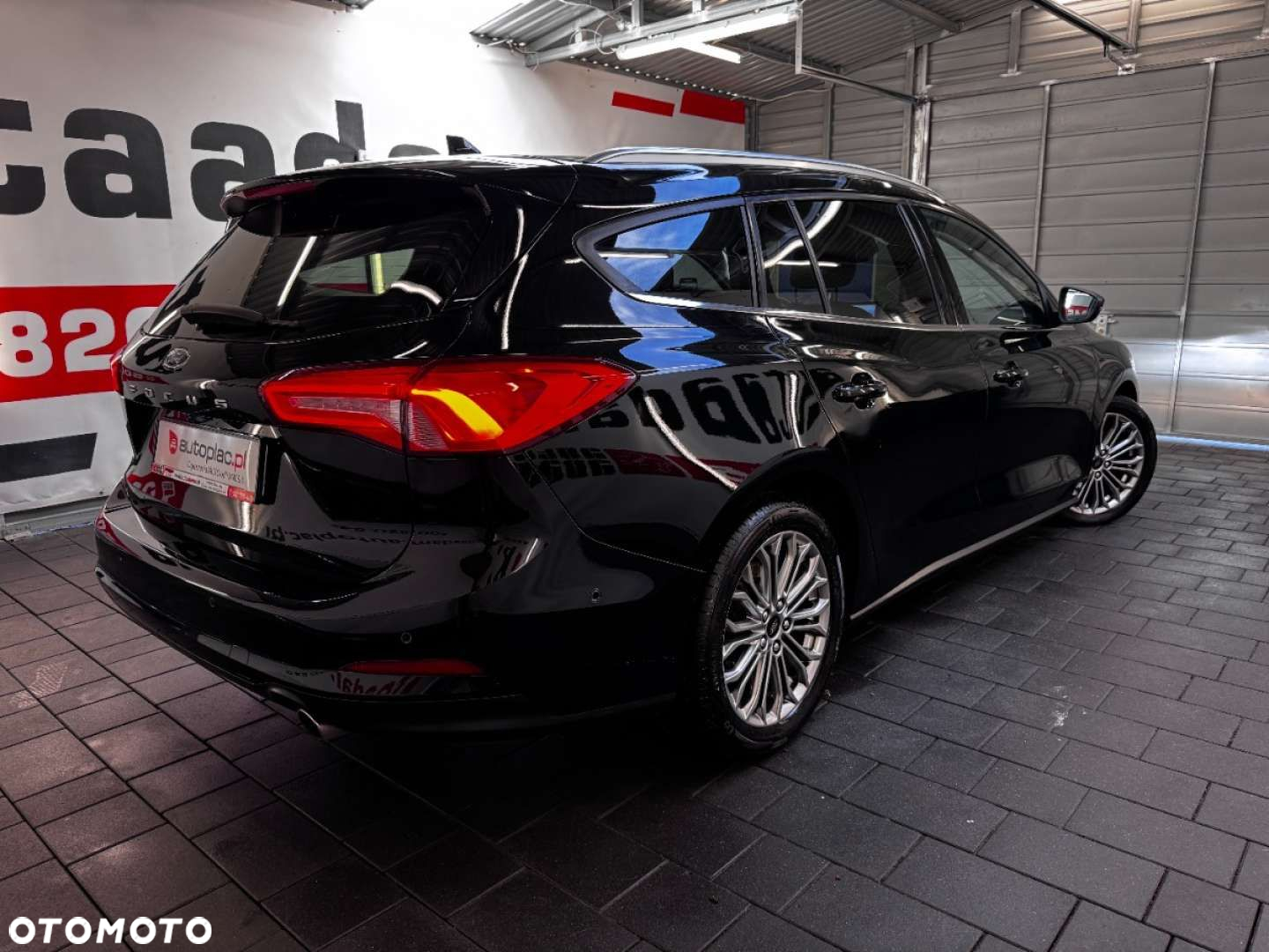Ford Focus - 14
