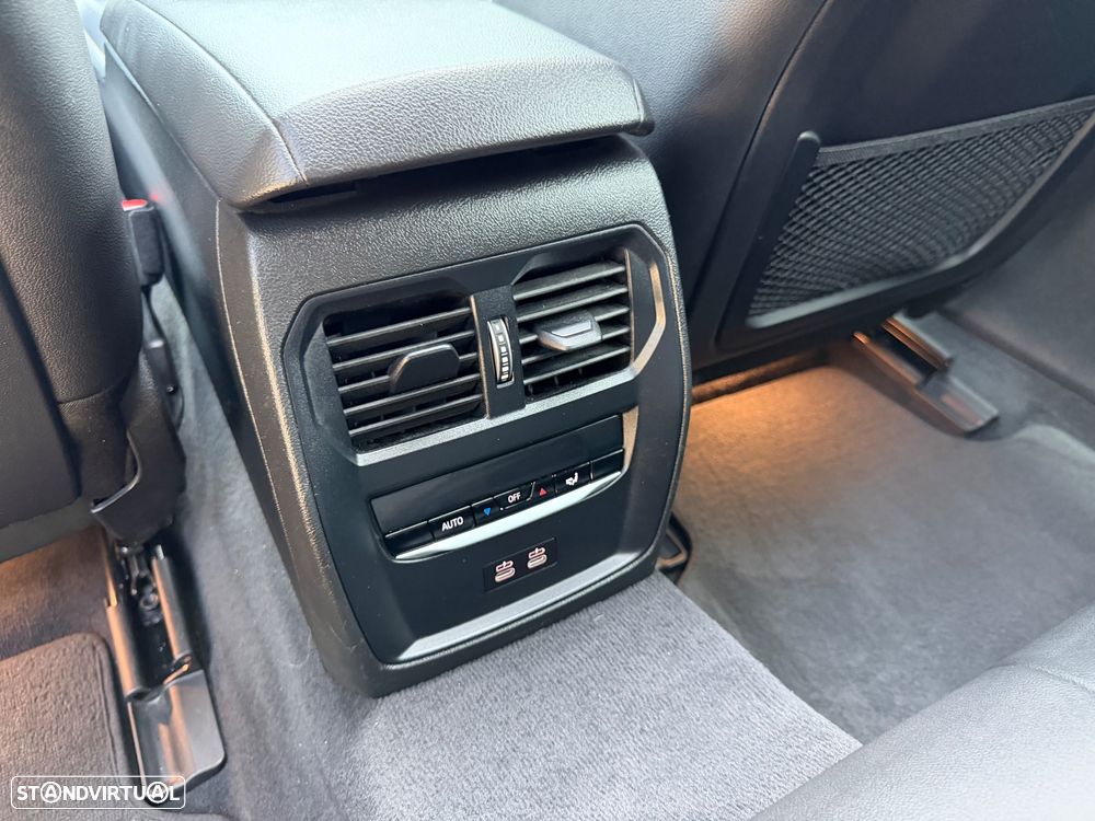 BMW i4 eDrive40 Pack Desportivo M Pro - 39