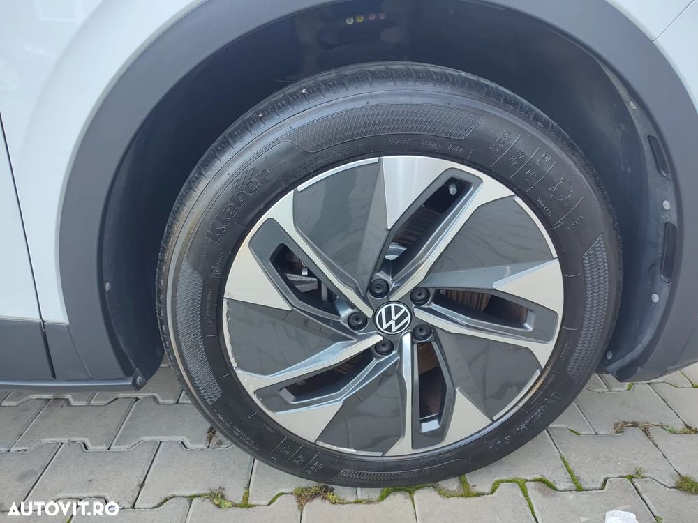 Volkswagen ID.4 - 16
