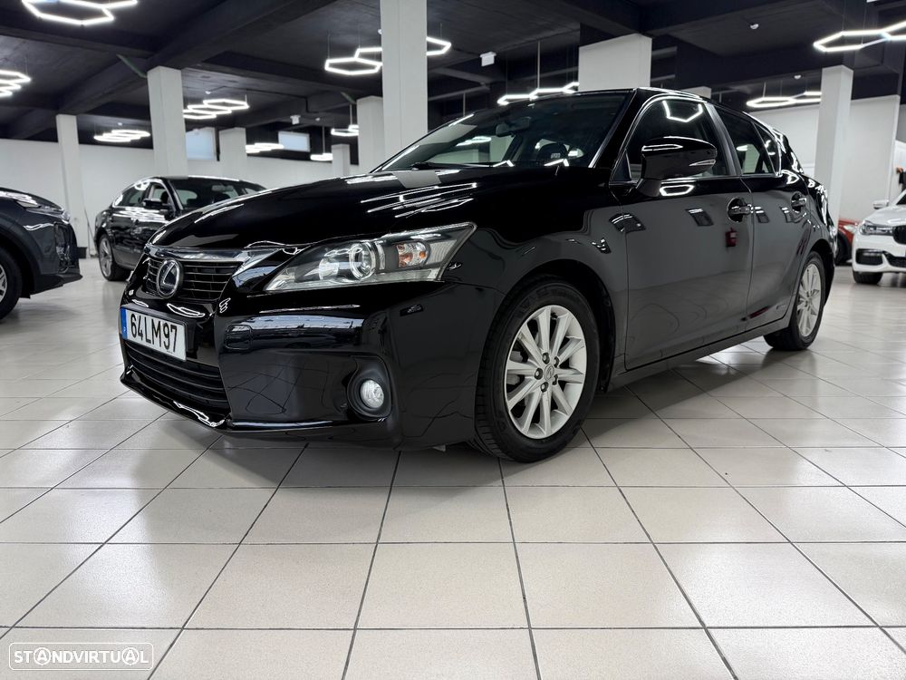 Lexus CT 200h 09 P.Dynamic - 11