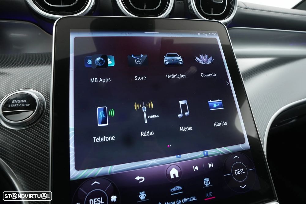 Mercedes-Benz GLC 300 e 4Matic 9G-TRONIC AMG Line Advanced - 17