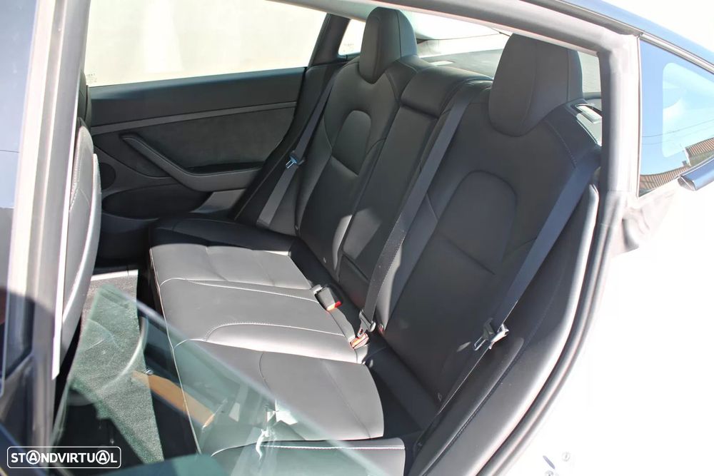 Tesla Model 3 - 19
