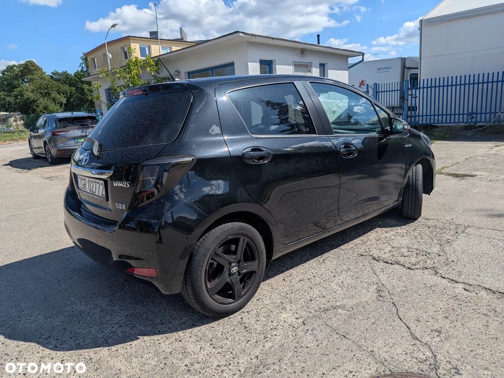 Toyota Yaris 1.5 VVT-i - 4
