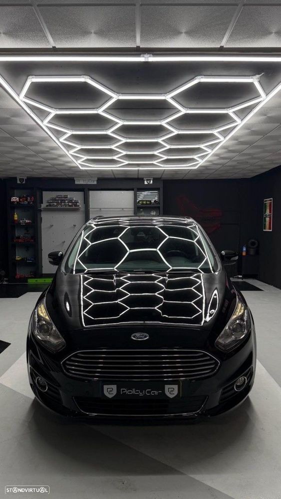 Ford S-Max 2.0 TDCi Titanium - 1